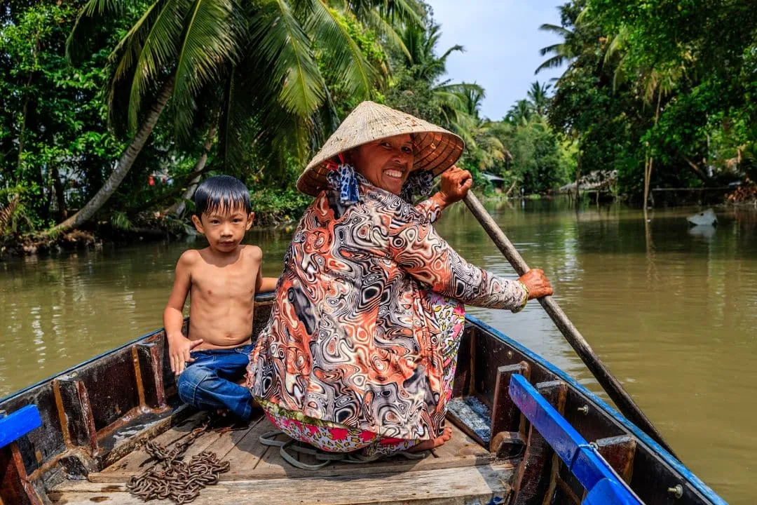 10 Ngày Khám Phá Việt Nam: Lịch Trình Hoàn Hảo Dành Cho Người Mới