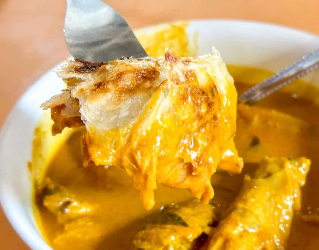 168 Curry Chicken: Khám Phá Món Cà Ri Gà Ngon Ở Old Airport Road