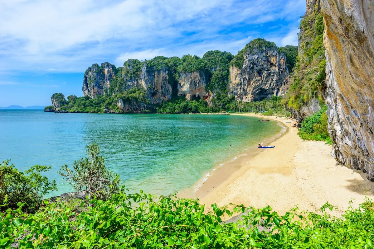 8 Điểm Đến Biển Công Cộng Tuyệt Vời Không Tốn Phí