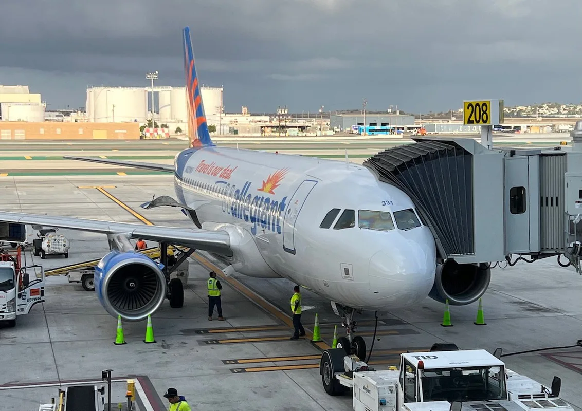 Allegiant và Sun Country Kết Hợp: Hai Hãng Hàng Không Giải Trí Tìm Kiếm Cơ Hội Mới