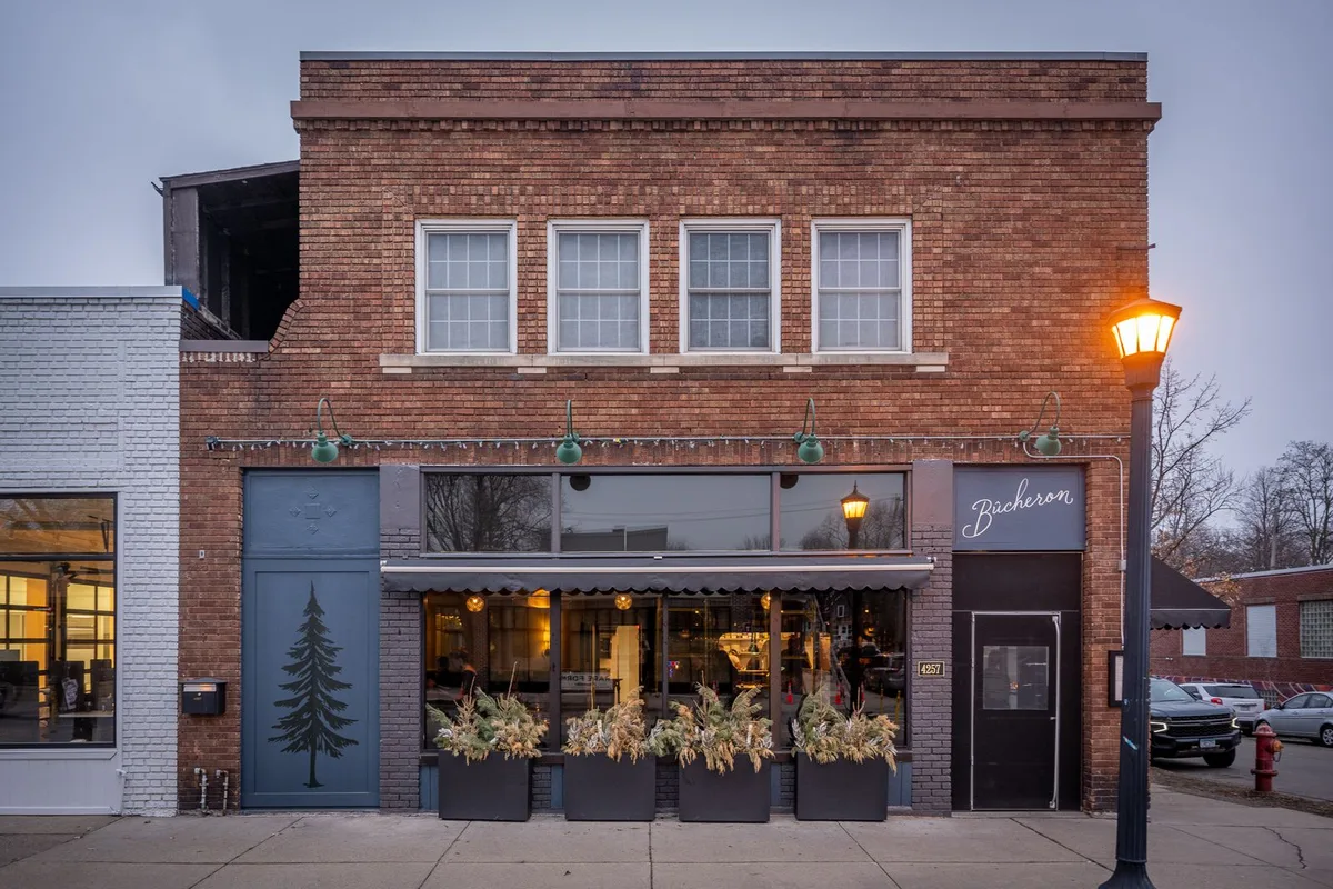 Ẩm Thực Minneapolis: Mới Mẻ và Đặc Sắc Hơn Bao Giờ Hết