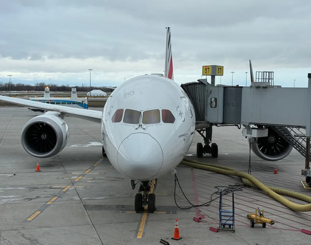 Bay Một Chuyến Bay Đẳng Cấp Business Class với Air France