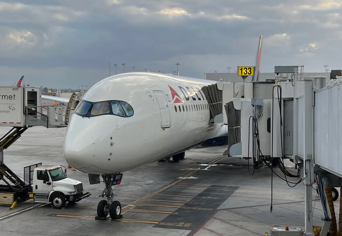 CEO Delta Dự Đoán Nhiều Hãng Hàng Không Sẽ Sát Nhập, Tất Cả Đều Có Lợi Cho Delta