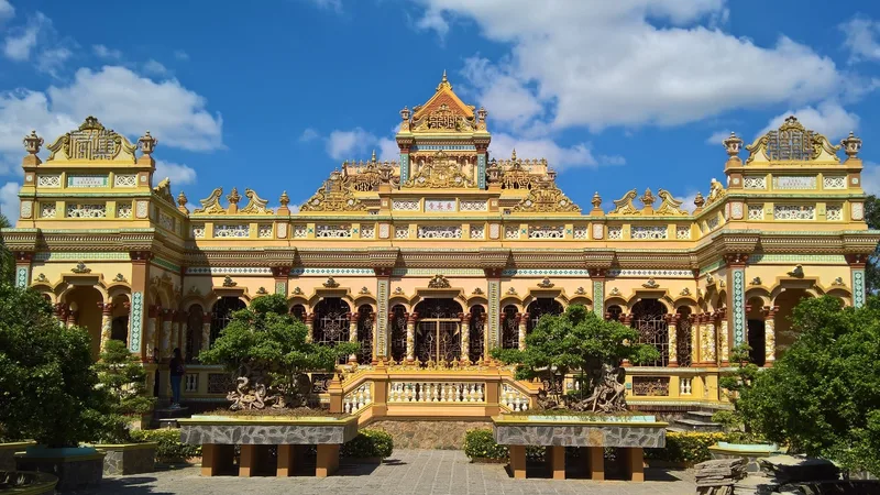 Check-in Mỹ Tho: Từ Chợ Nổi Đến Chùa Vĩnh Tràng