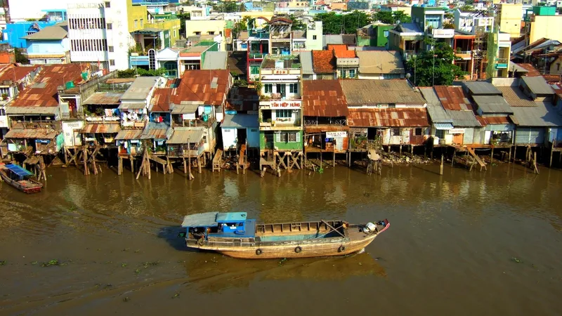 Check-in Mỹ Tho: Từ Chợ Nổi Đến Chùa Vĩnh Tràng