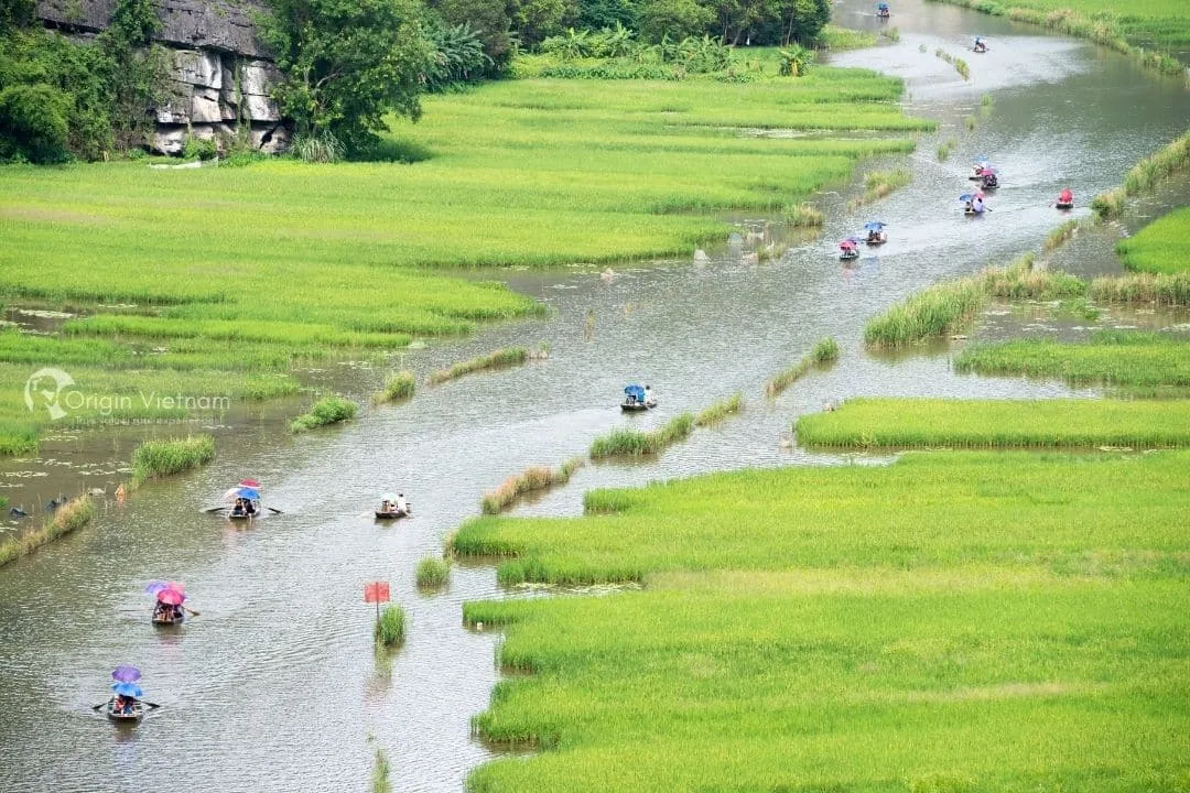 Chi Phí Du Lịch Ninh Bình: Những Điều Bạn Cần Biết