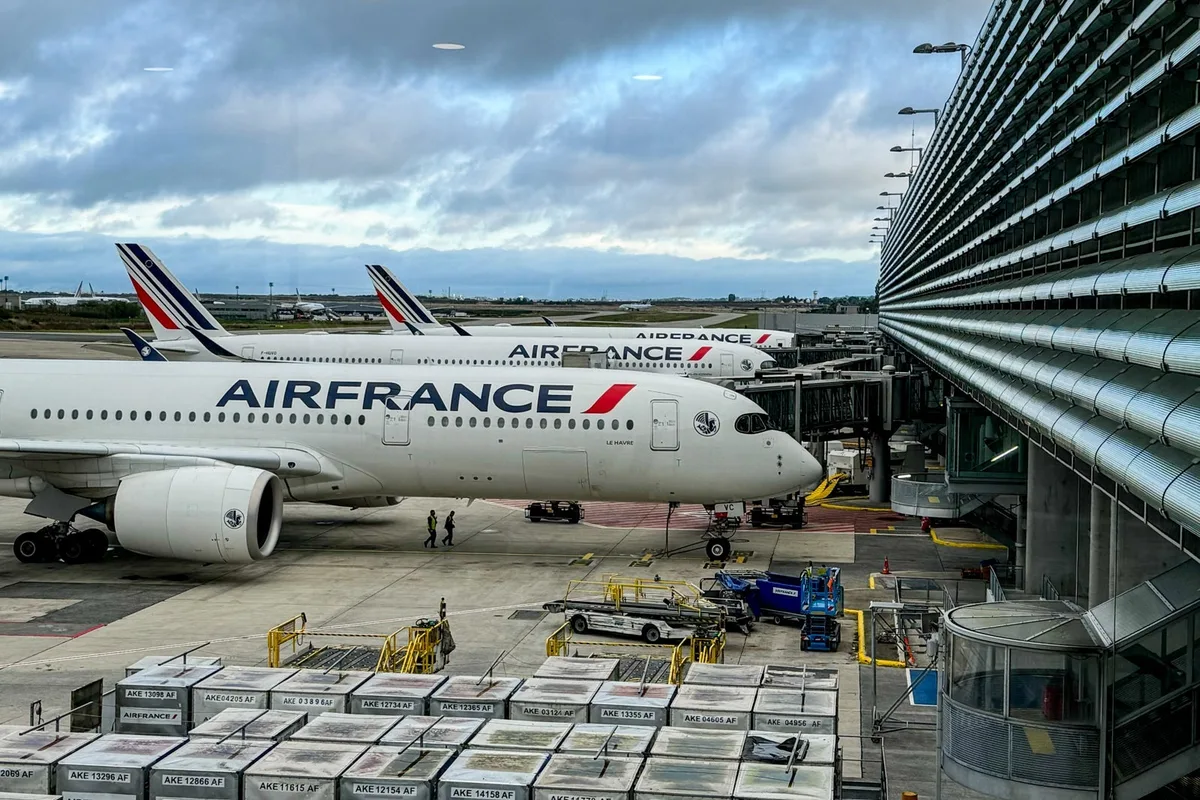 Chương Trình Bay của Air France-KLM: Kiếm và Sử Dụng Dặm Bay Thế Nào?