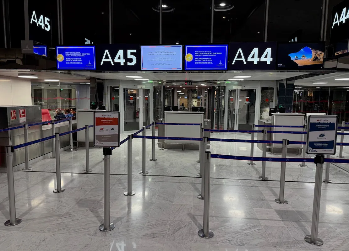 Chuyến Bay Thú Vị Đến Bangkok Qua Paris: Trải Nghiệm Business Class Aircalin