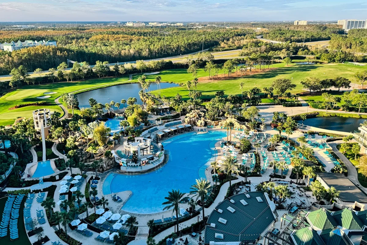 Có Phải Bạn Đủ Điều Kiện Để Sở Hữu Thẻ Marriott Bonvoy Mới?