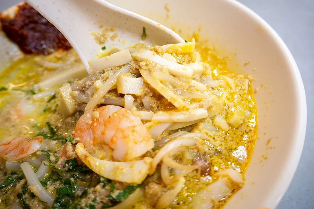 Đắm Chìm Trong Vị Ngon Của Laksa Tại Janggut Ở Roxy Square