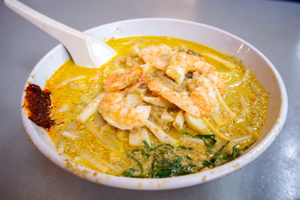 Đắm Chìm Trong Vị Ngon Của Laksa Tại Janggut Ở Roxy Square