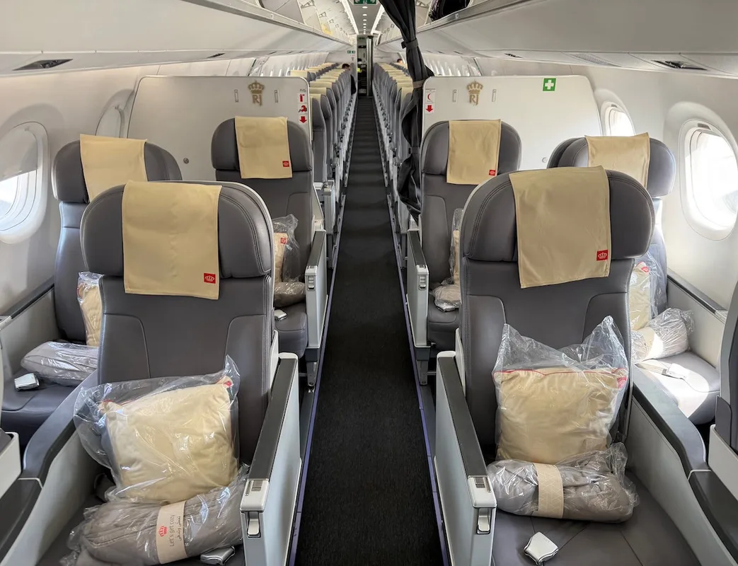 Đánh Giá Ghế Hạng Thương Gia Kỳ Quặc Của Royal Jordanian: Có Nên Lựa Chọn?
