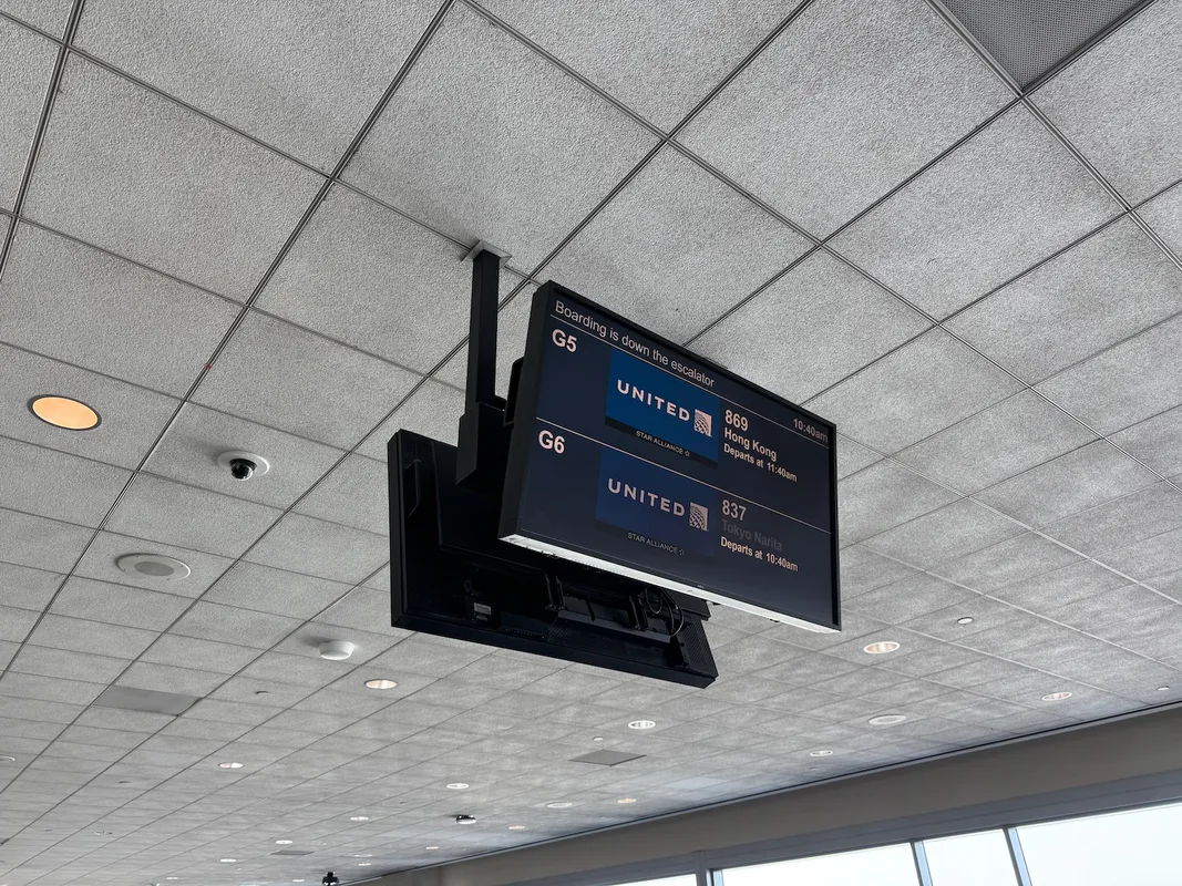 Đánh Giá Hạng Thương Gia United Airlines: Chuyến Bay San Francisco Đến Hong Kong