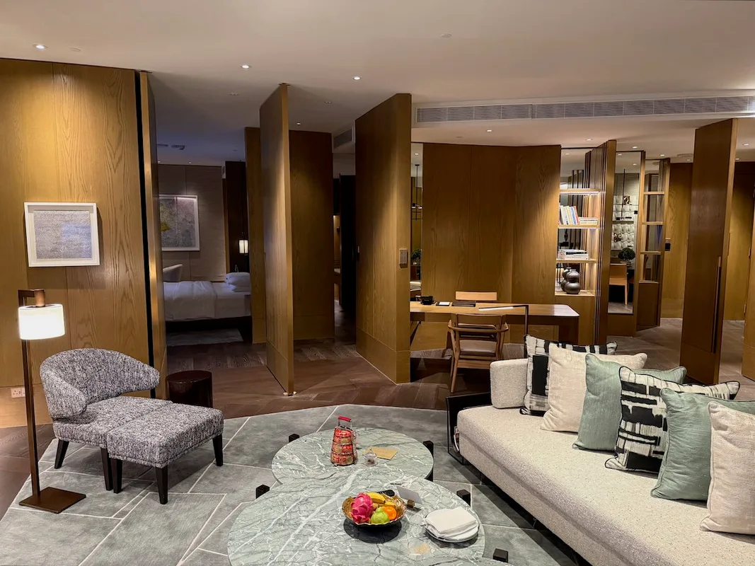 Đánh Giá Park Hyatt: Khách Sạn Sang Trọng Đáng Thử Một Lần