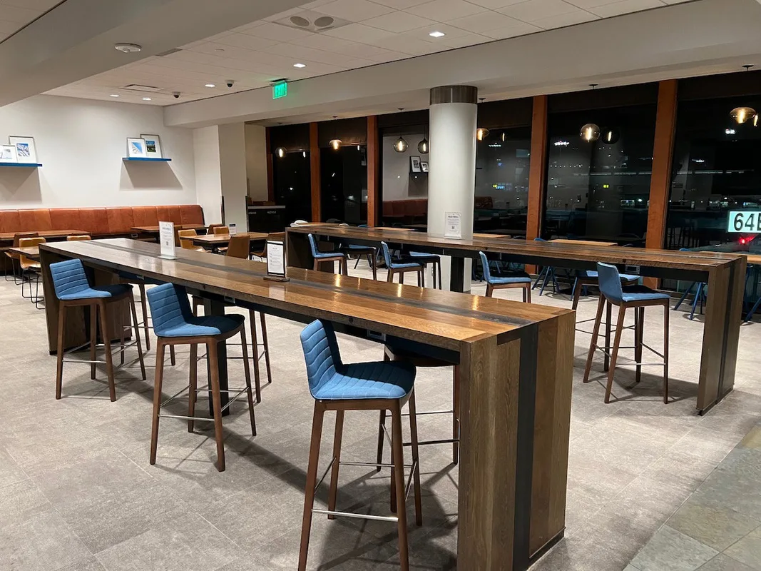 Đánh Giá Thẻ Atmos™ Rewards Summit: Giá Trị Vượt Trội