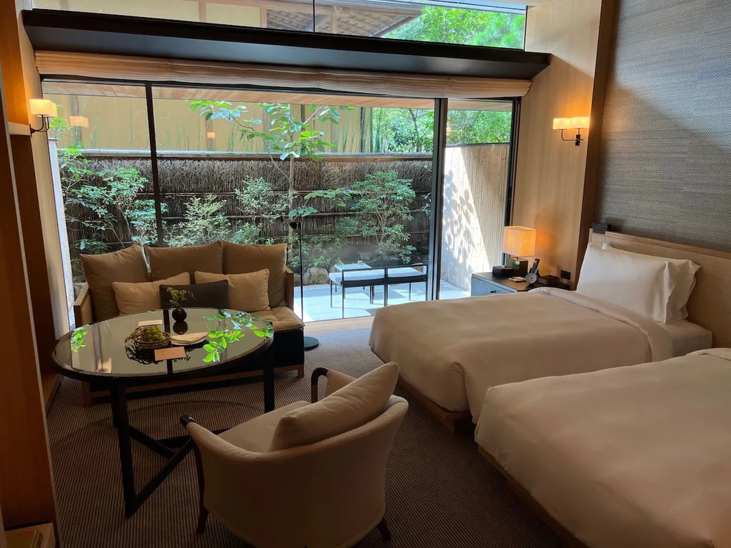 Đánh Giá Thẻ Tín Dụng Chase Sapphire Reserve: Chi Phí Cao, Lợi Ích Lớn