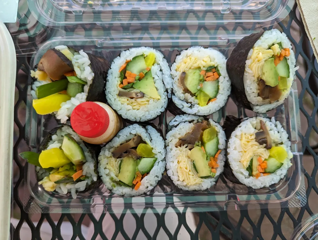 Gimbap: Món Ngon Hàn Quốc Đang Tìm Lại Chỗ Đứng