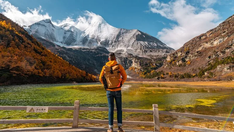 Hành trình đến Yading: Khám phá vùng thiên nhiên tách biệt