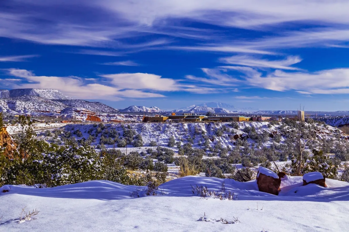 Hành Trình Xe Đường Bộ Mùa Đông Thú Vị Tại New Mexico