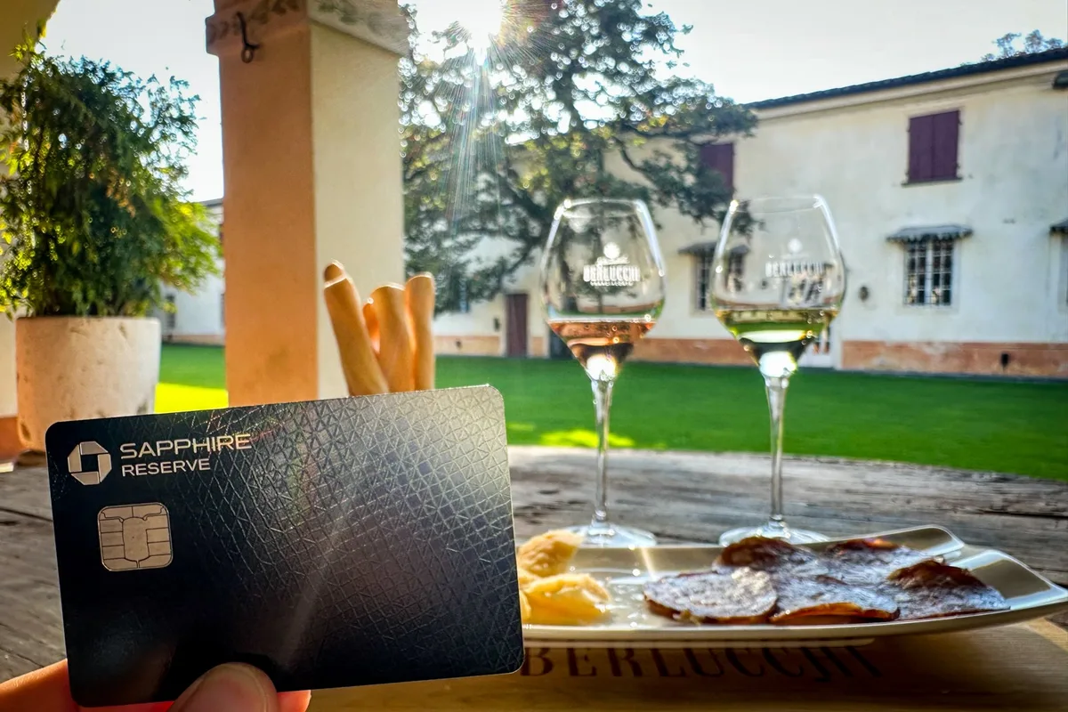 Hé Lộ 6 Chiêu Thức Của Thẻ Sapphire Reserve Giúp Du Lịch Quốc Tế Thêm Phần Tuyệt Vời