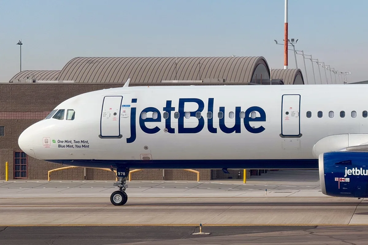 JetBlue Premier Card: Ưu Đãi Mới Đặc Biệt Dành Cho Người Mê Bay