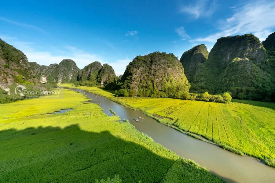 Kế Hoạch Du Lịch 2 Ngày Ở Ninh Bình: Khám Phá Thiên Nhiên và Văn Hóa