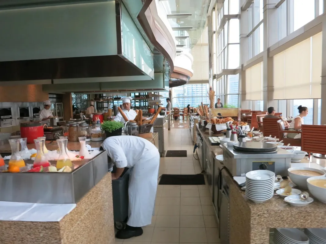 Khách Sạn Cắt Giảm Tiệc Buffet Sáng Nhờ Mục Tiêu Khí Hậu