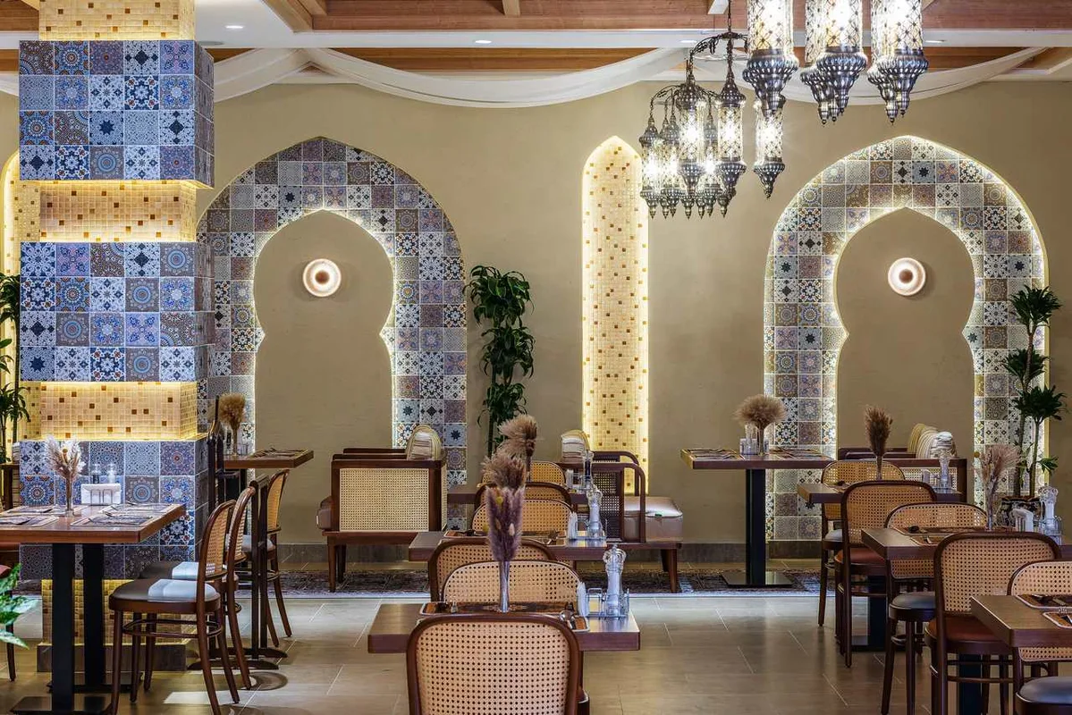 Khách Sạn Farovon Tashkent: Địa Điểm Lý Tưởng Cho Du Khách Việt Nam