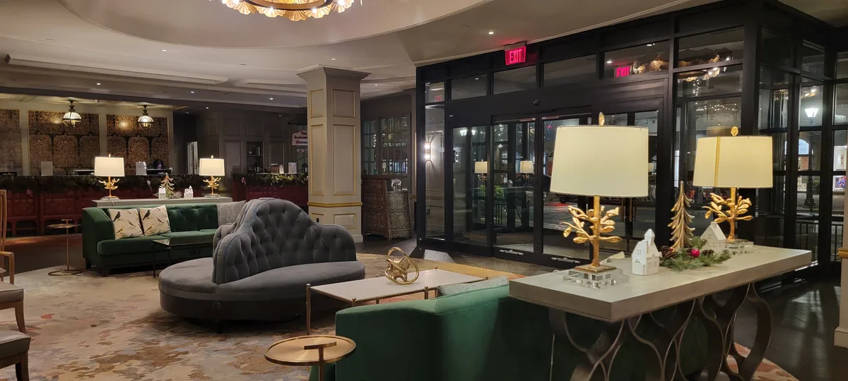 Khách sạn Marriott: Bị Đối Xử Thấp Hơn Khi Bạn Là Khách Hàng Trung Thành?