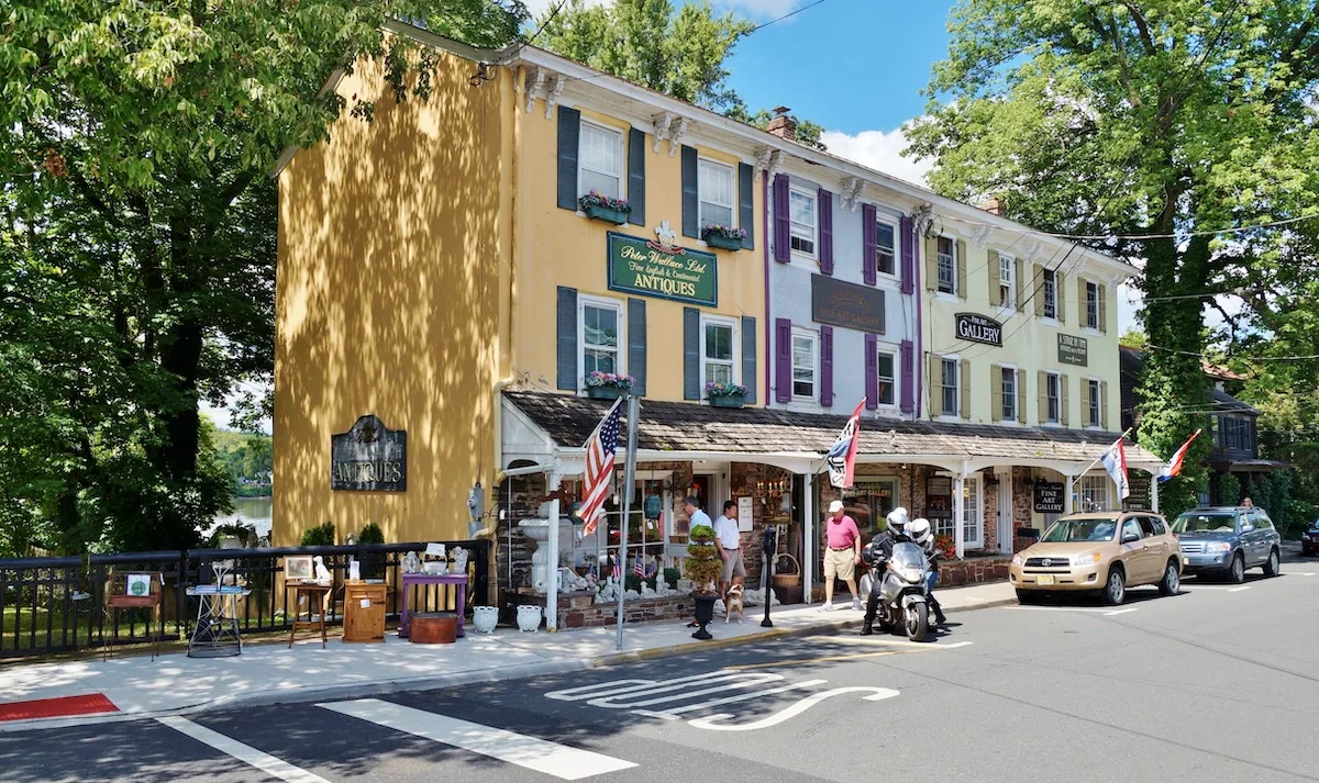 Exploring the 12 Best U.S. Cities for Antique Lovers