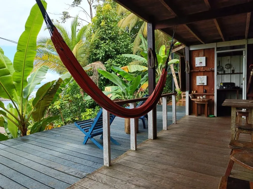 Khám Phá Bahía Solano: Ngắm Cá Voi & Thiên Nhiên Hoang Dã Tại Bờ Tây Colombia