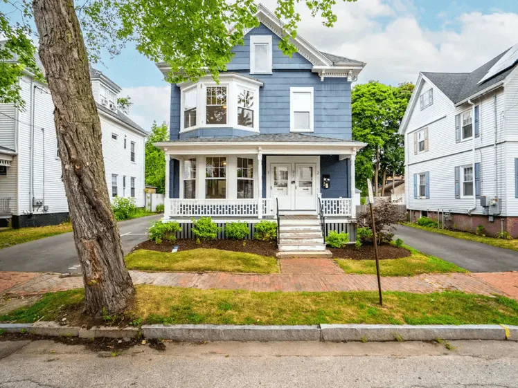 Discover Amazing Airbnbs in Portland, Maine: The Perfect Getaway Spot