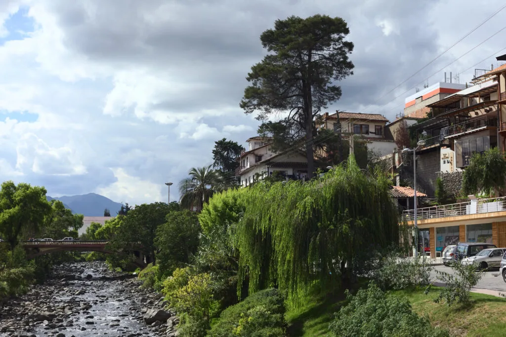 Khám Phá Cuenca: Thành Phố Đáng Sống Nhất Ecuador