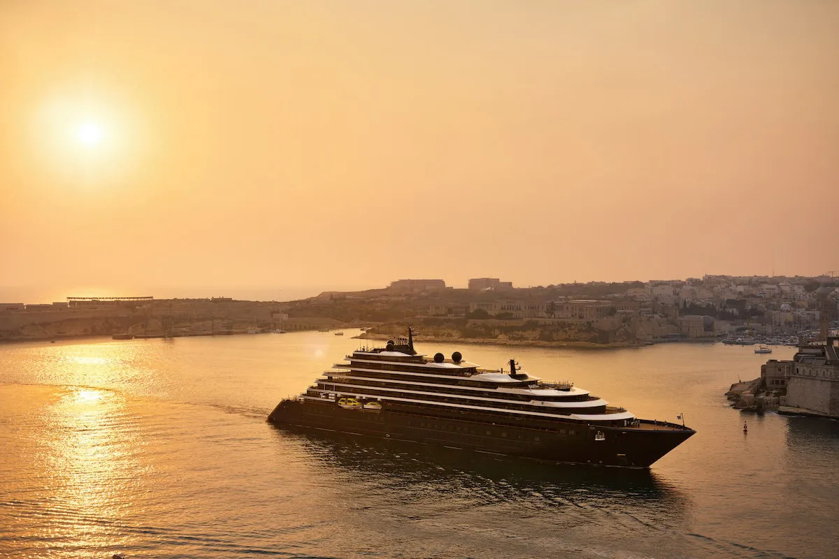 Khám Phá Du Thuyền Sang Trọng Của Ritz-Carlton