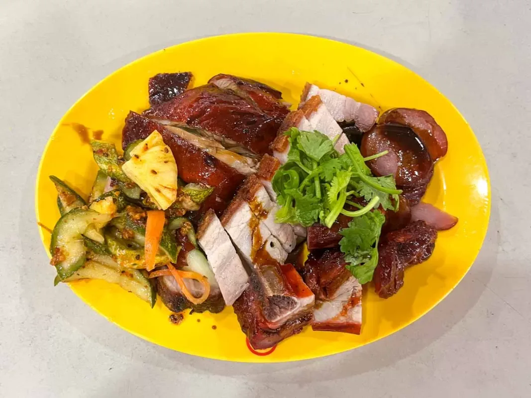 Khám Phá Ho Bee Roasted Food: Quán Thịt Nướng Nổi Tiếng Ở Ang Mo Kio