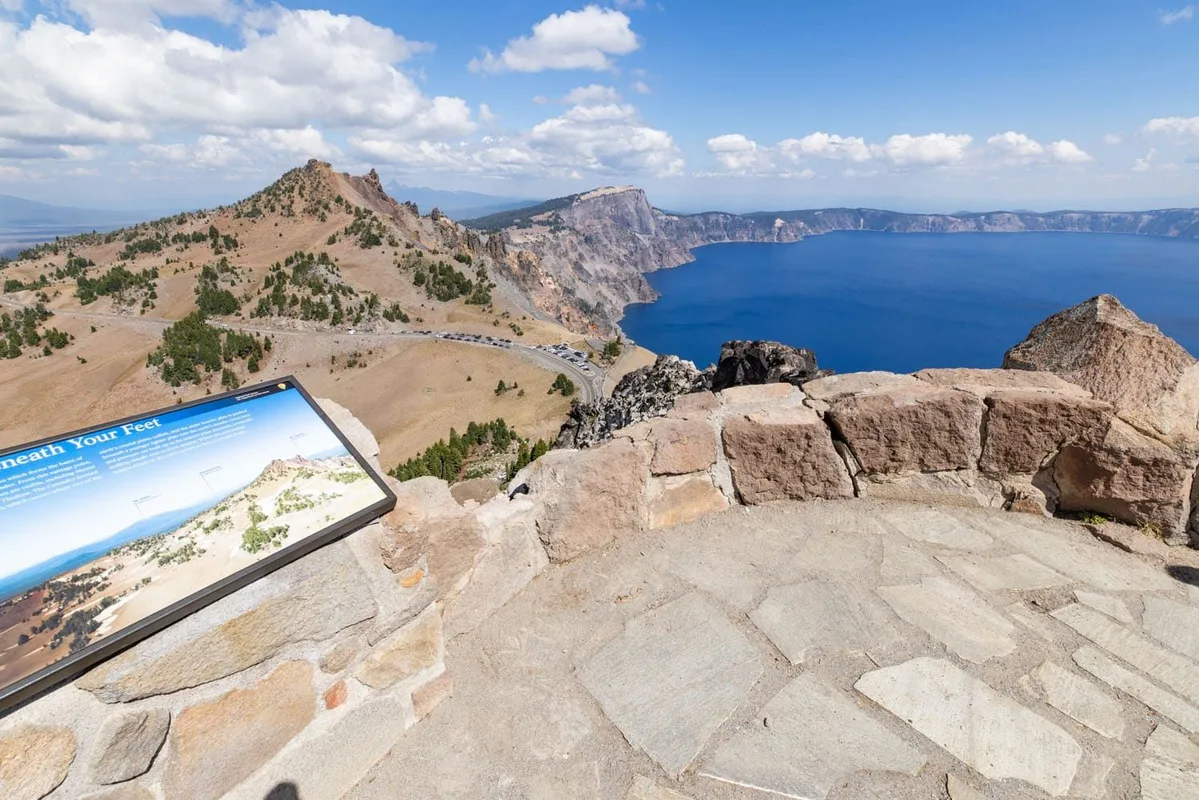 Khám Phá Hồ Núi Lửa Crater Lake Chỉ Trong Một Ngày
