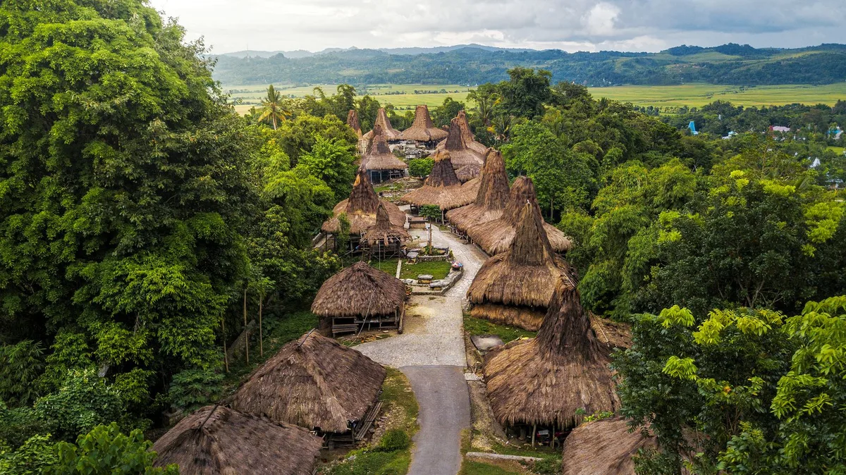 Khám Phá Indonesia: Điểm Đến Hấp Dẫn Ngoài Bali