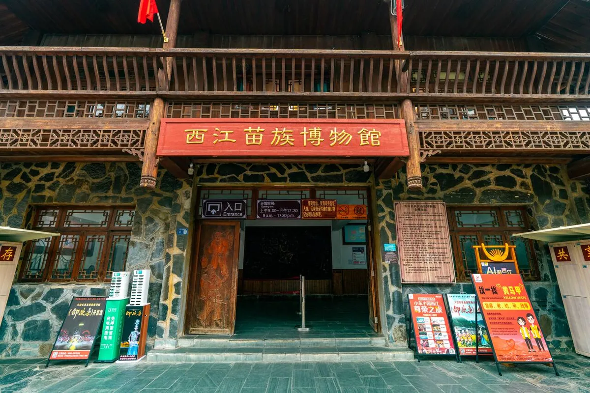 Khám Phá Làng Xijiang: Hành Trình Về Vùng Đất Miao
