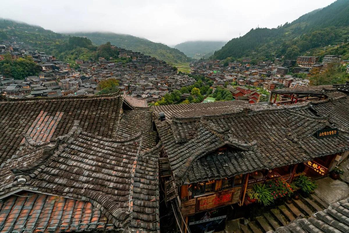 Khám Phá Làng Xijiang: Hành Trình Về Vùng Đất Miao