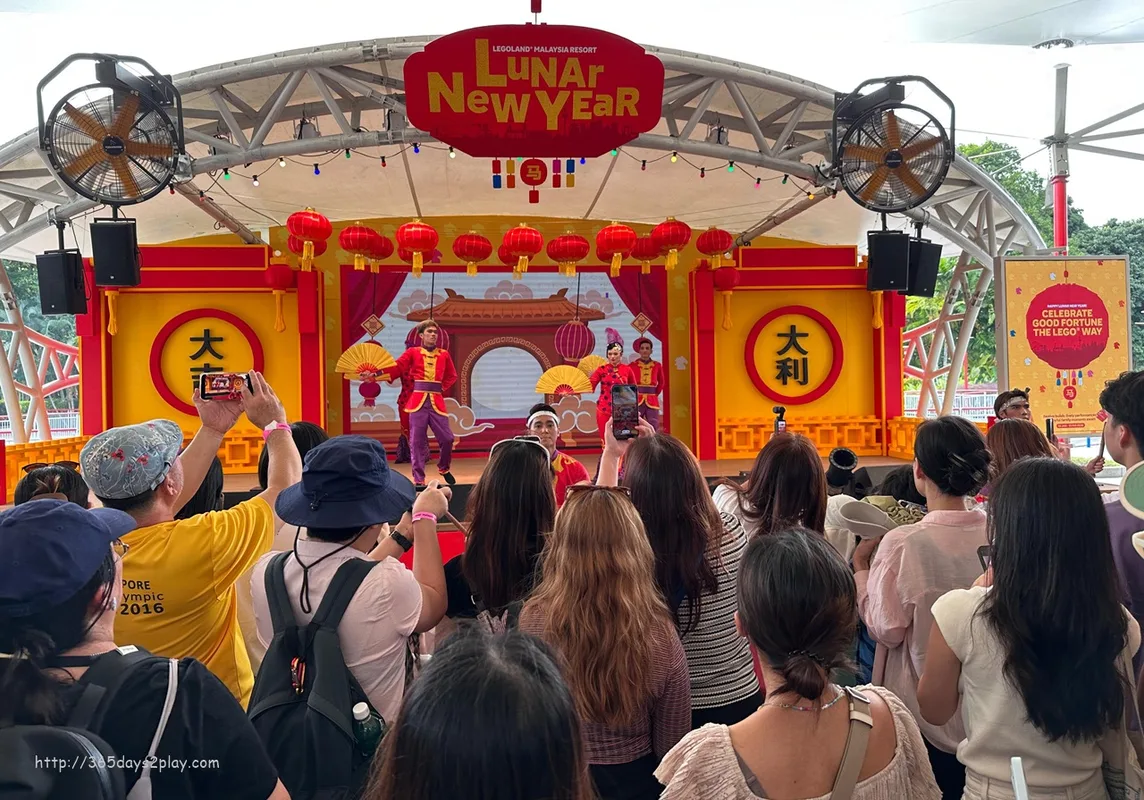 Khám Phá LEGOLAND® Malaysia: Tưng Bừng Tết Cùng LEGO