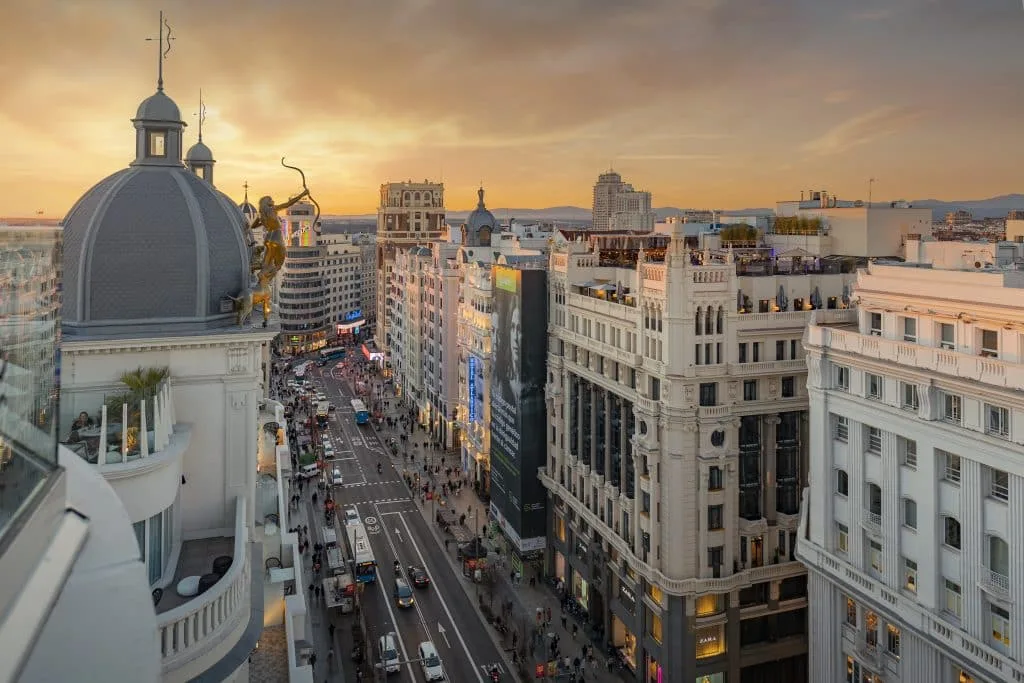 Khám Phá Madrid: Thành Phố Năng Động Dành Cho Tín Đồ Thành Phố