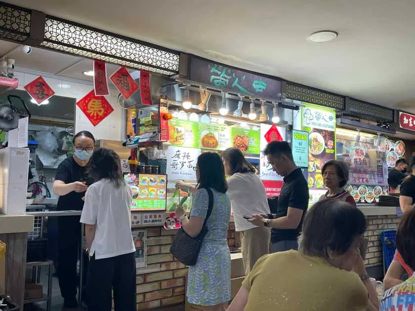 Khám Phá Món Cơm Trời Sấm Tại Fire Flies Ở Singapore