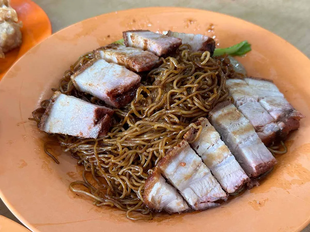 Khám Phá Món Wan Tan Mee Nổi Tiếng Tại KL: Yulek Wan Tan Mee
