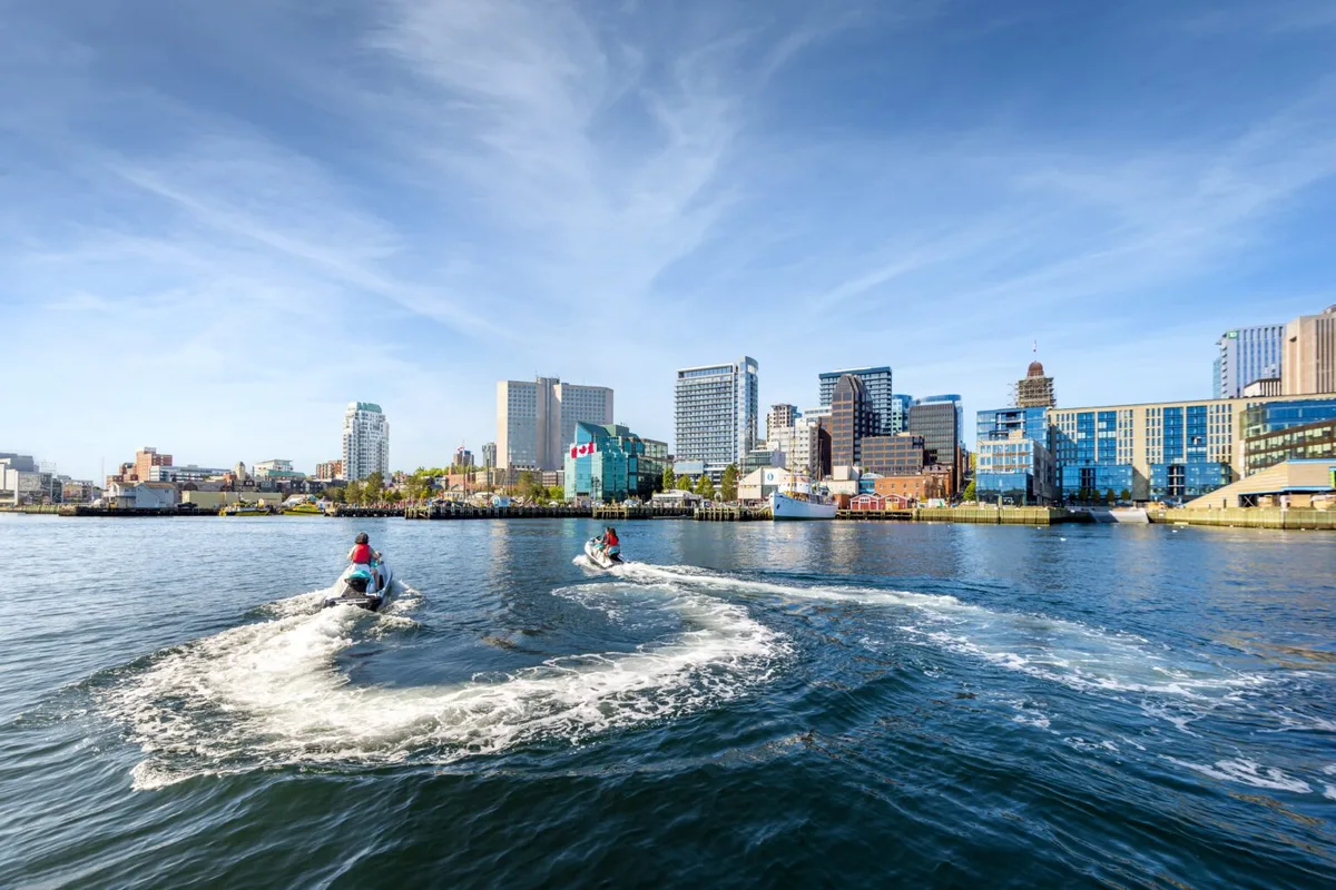 Khám Phá Nova Scotia: Chuyến Hành Trình Dọc Bờ Biển Canada