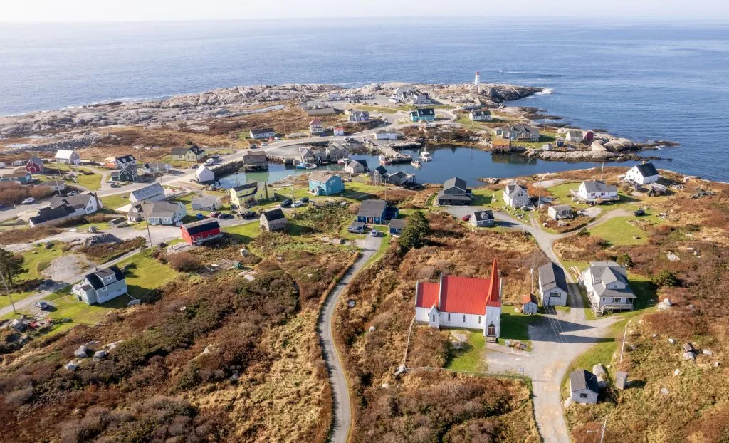 Khám Phá Nova Scotia: Hành Trình Một Tuần Đầy Kỳ Thú
