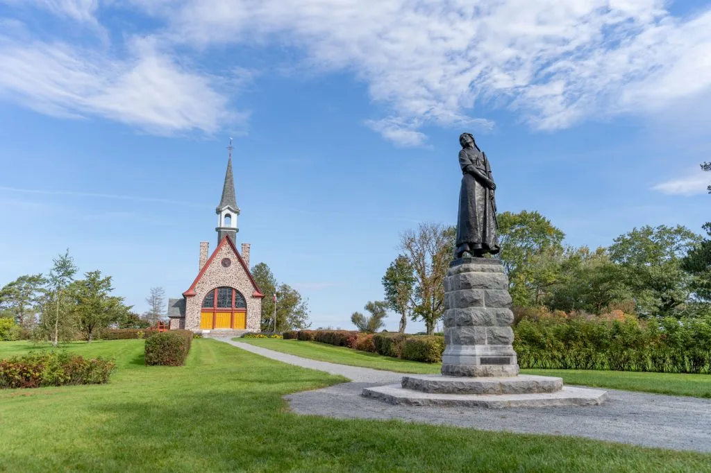 Khám Phá Nova Scotia: Hành Trình Một Tuần Đầy Kỳ Thú
