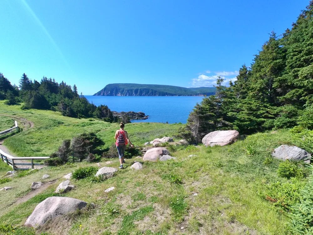 Khám Phá Nova Scotia: Top 25 Hoạt Động Không Thể Bỏ Lỡ