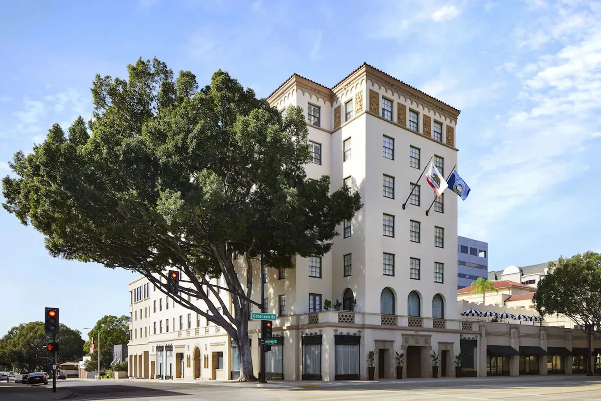 Khám Phá Pasadena: Điểm Đến Lý Tưởng Cho Những Người Yêu Thích Ẩm Thực và Văn Hóa