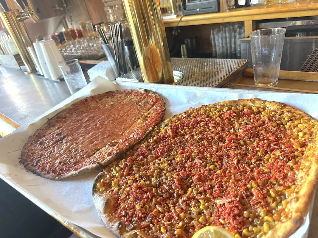 Khám Phá Pizza New Haven: Địa Điểm Không Thể Bỏ Qua Cho Tín Đồ Pizza
