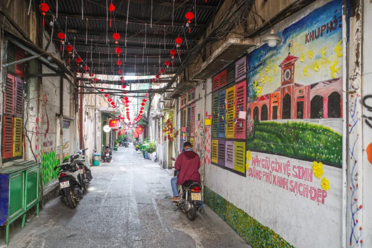 Khám Phá Sài Gòn: Những Điều Cần Biết Khi Đến Thành Phố Không Ngủ